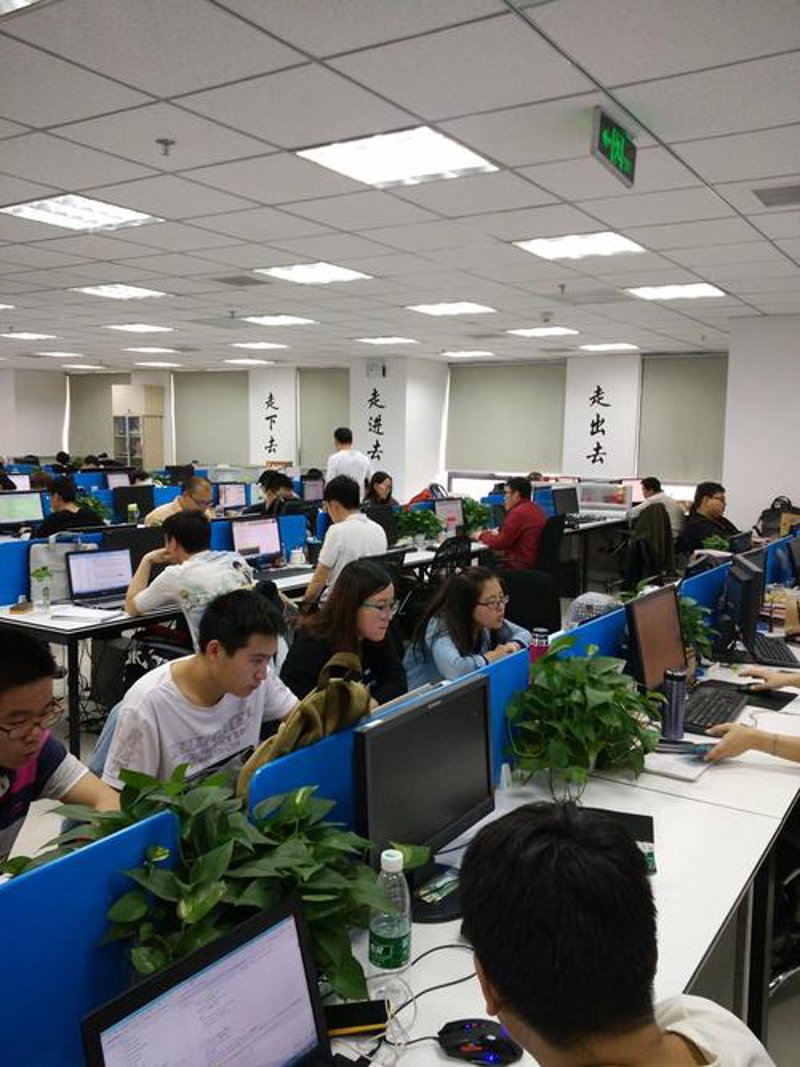 响应式网站设计：让网站适应不同设备的完美方案